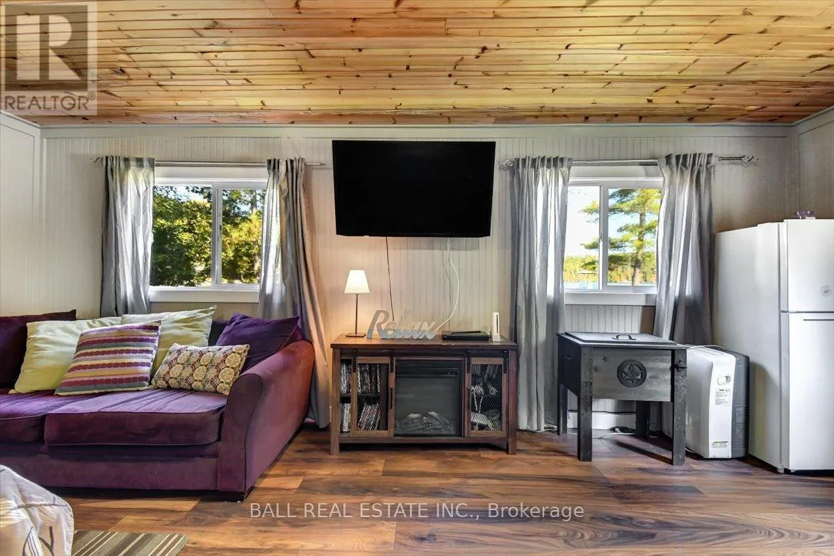 224 BAY SHORE DRIVE