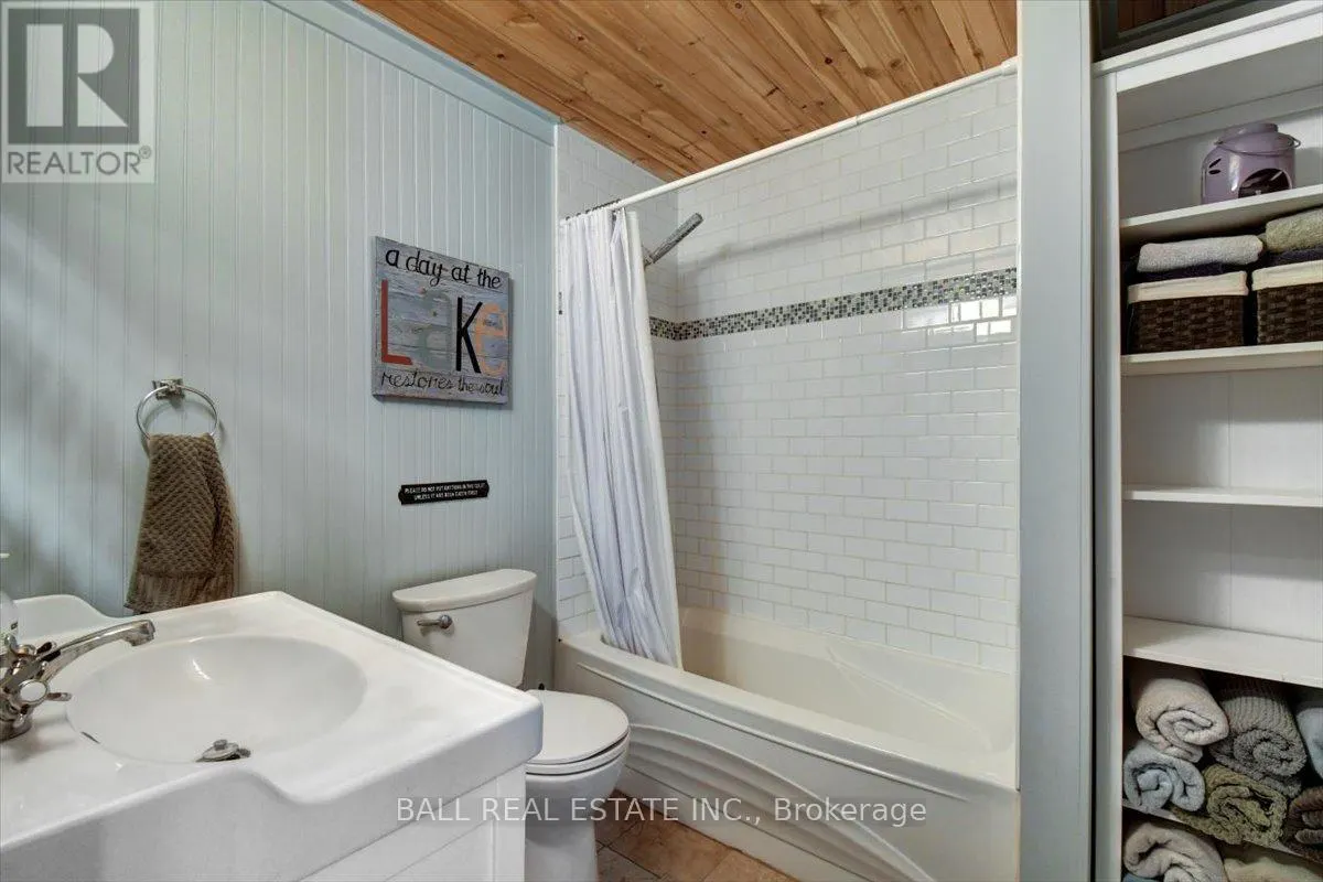 224 BAY SHORE DRIVE
