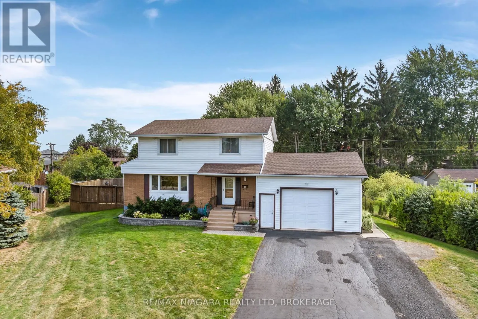 28 THORNCREST ROAD