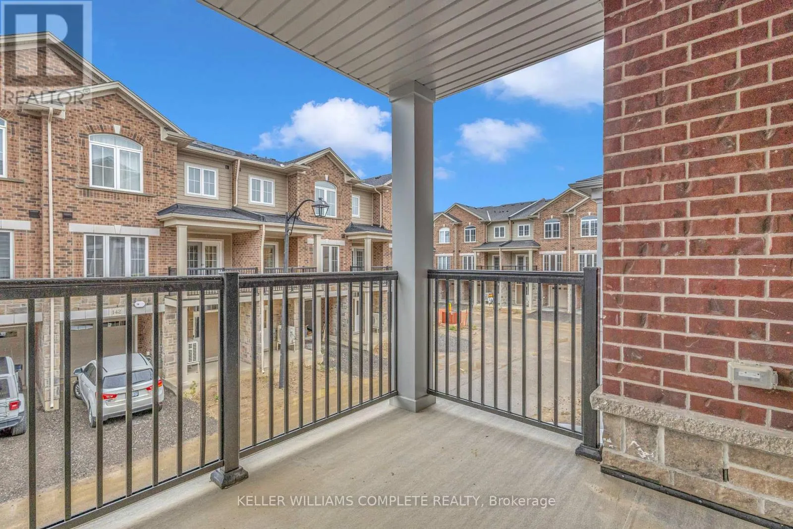 147 - 677 PARK ROAD N