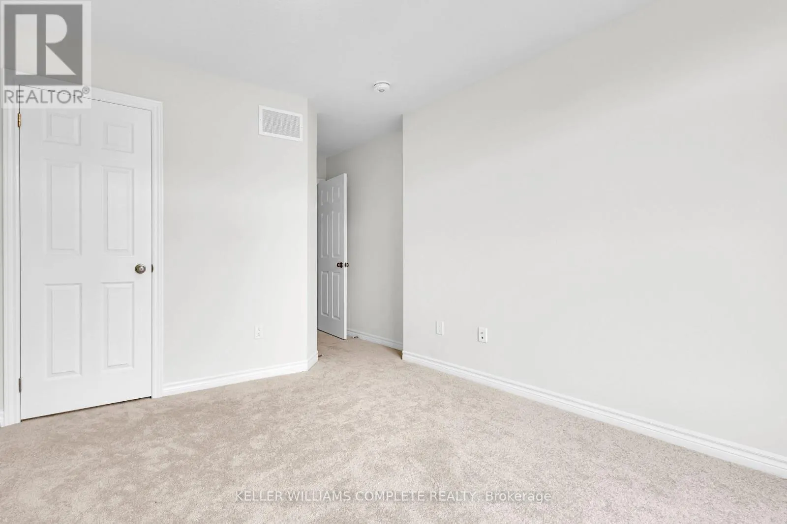 147 - 677 PARK ROAD N
