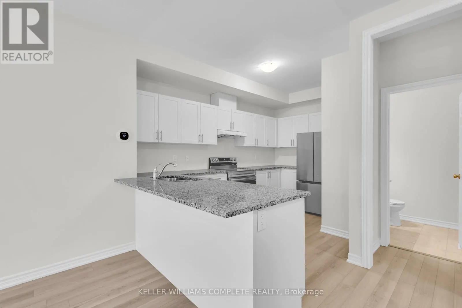 147 - 677 PARK ROAD N
