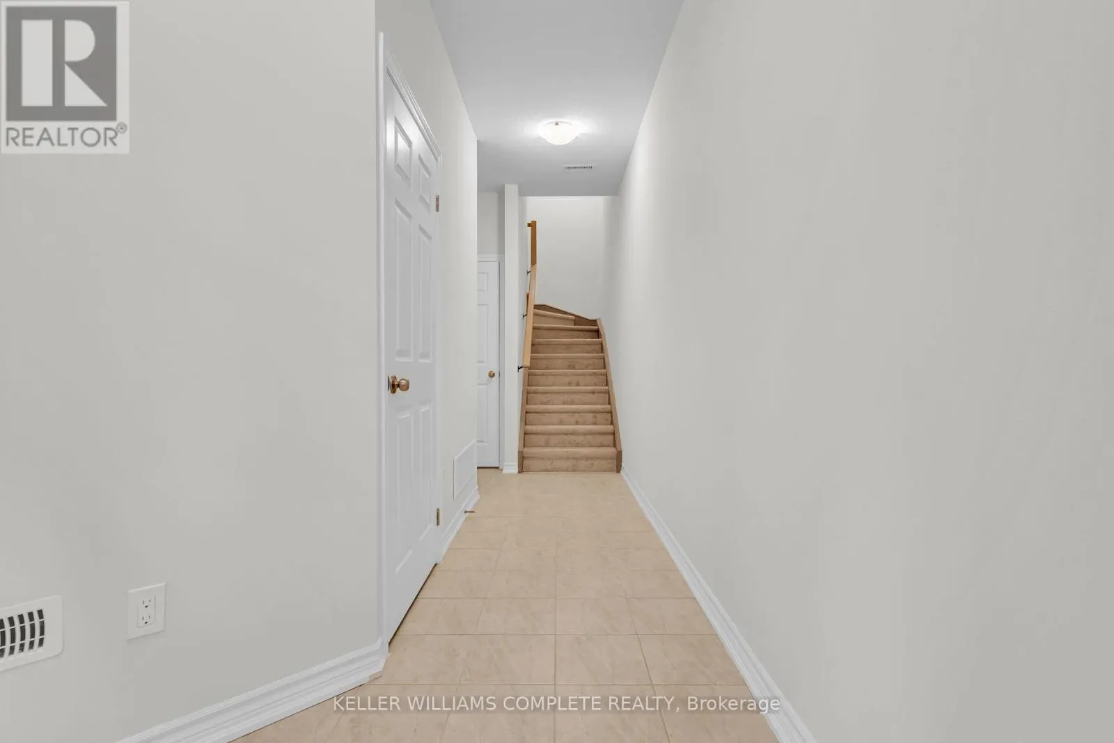 147 - 677 PARK ROAD N