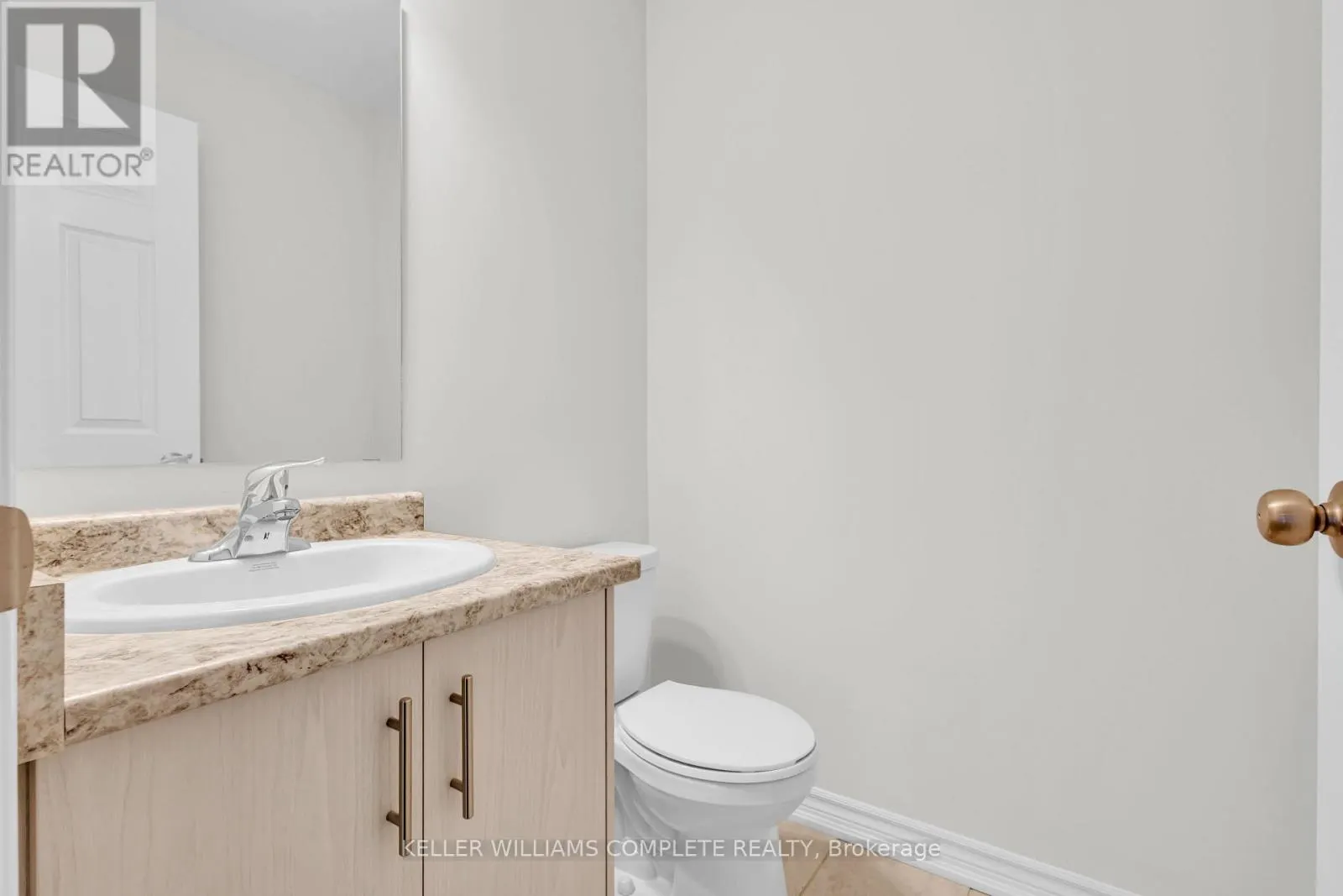 147 - 677 PARK ROAD N