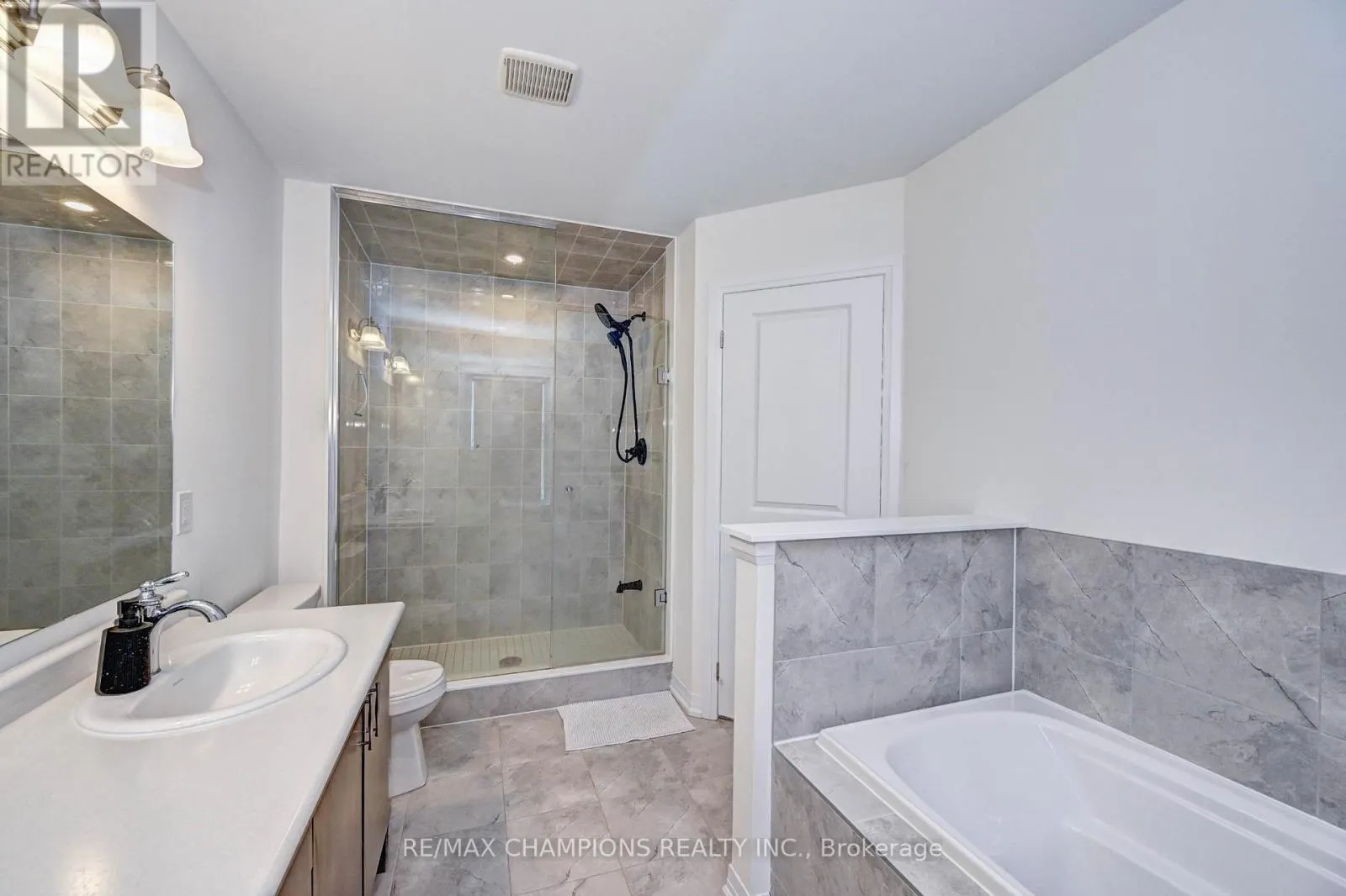 216 NEWMAN DRIVE