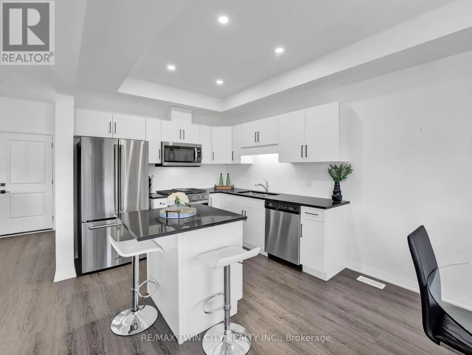 108 - 4552 PORTAGE ROAD