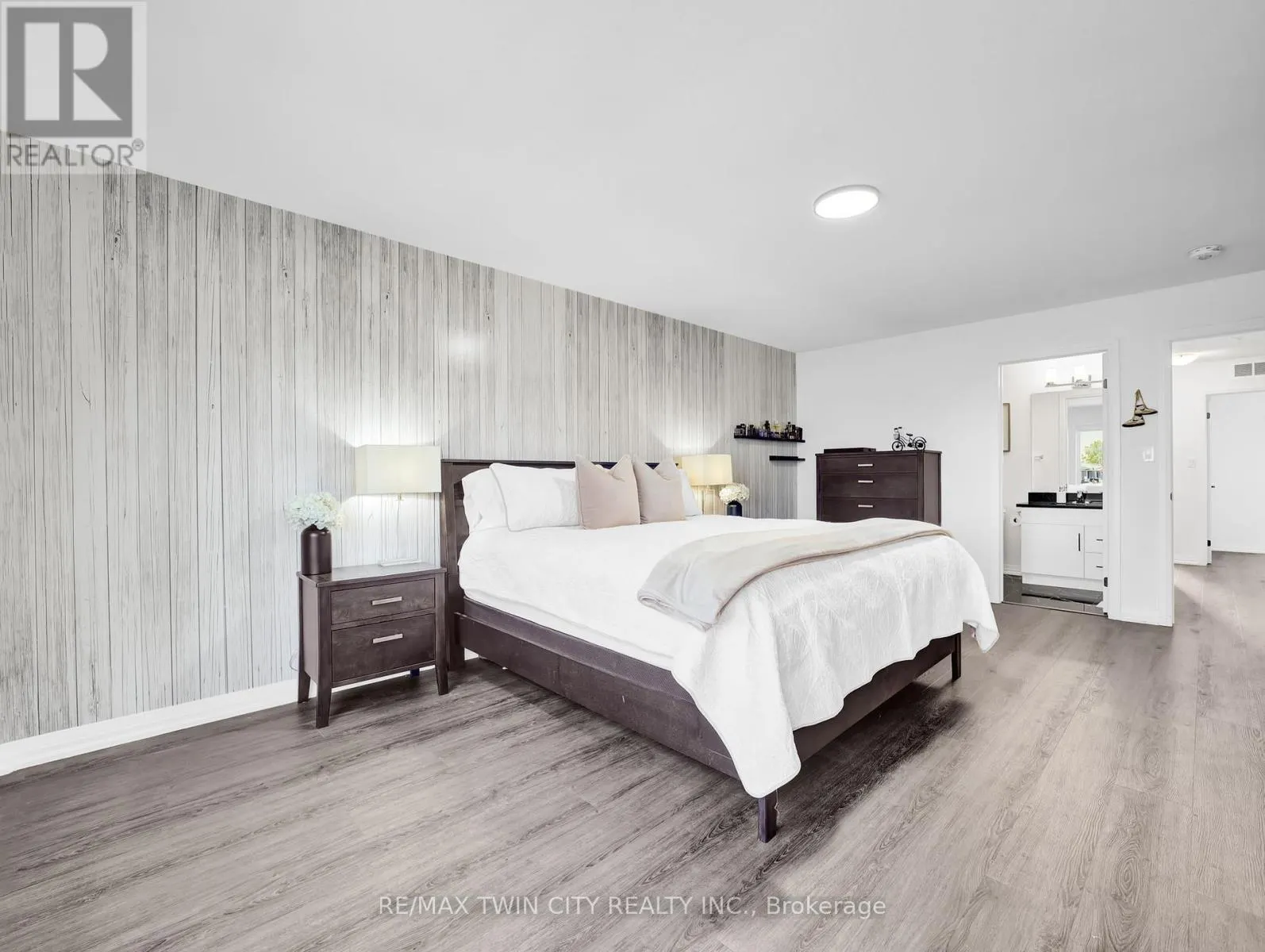 108 - 4552 PORTAGE ROAD