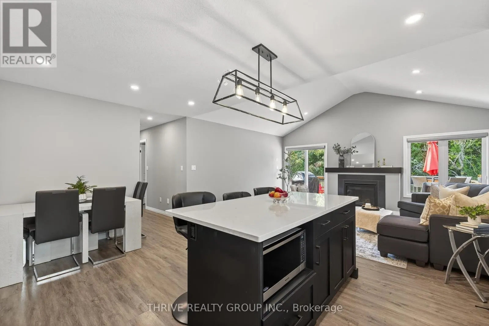 17 DUNNING WAY