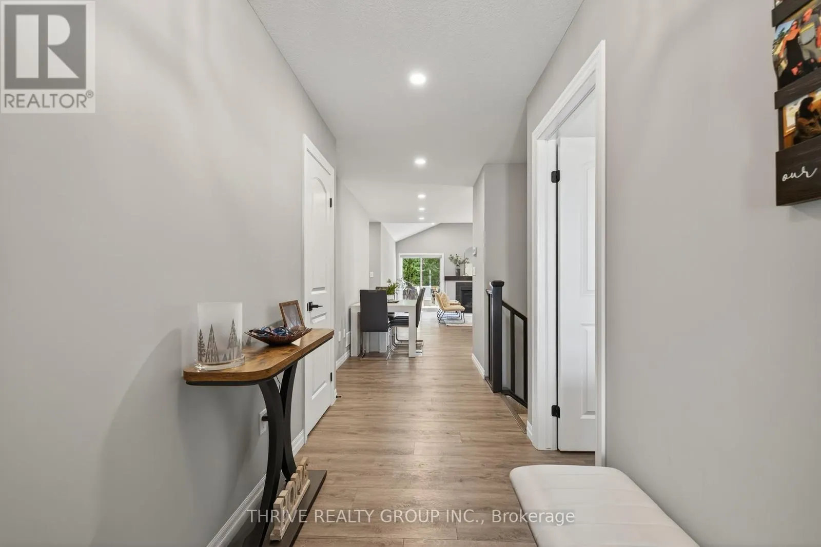 17 DUNNING WAY