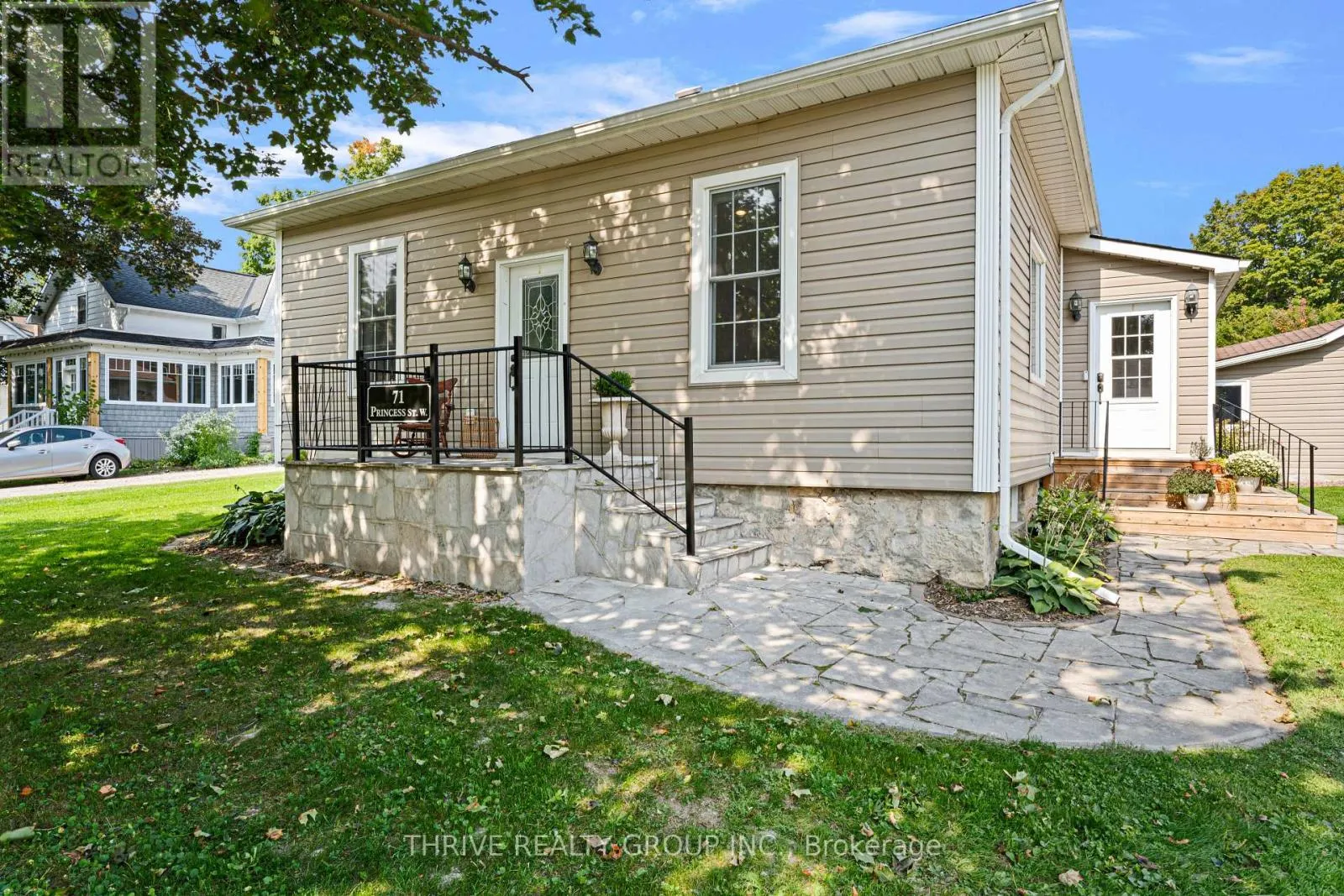 71 PRINCESS STREET W
