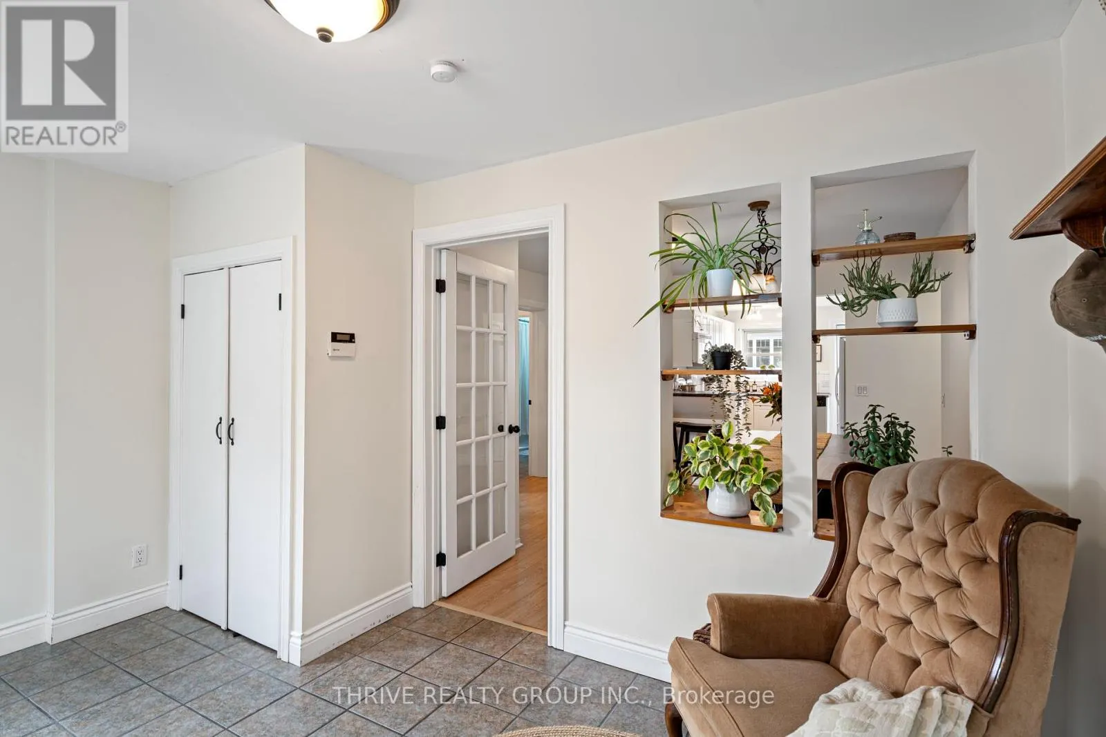 71 PRINCESS STREET W