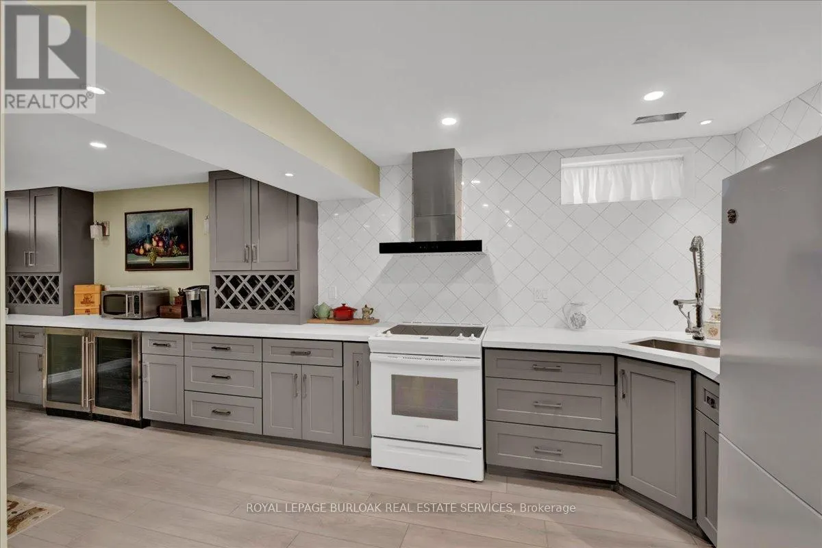 89 ELEANOR AVENUE