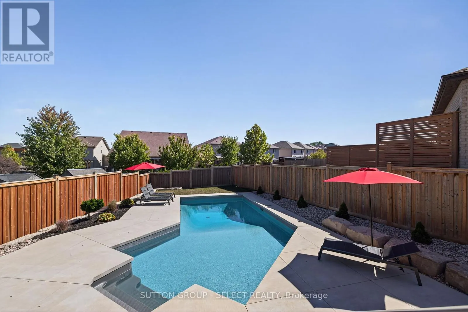 1879 COULDRIDGE WAY