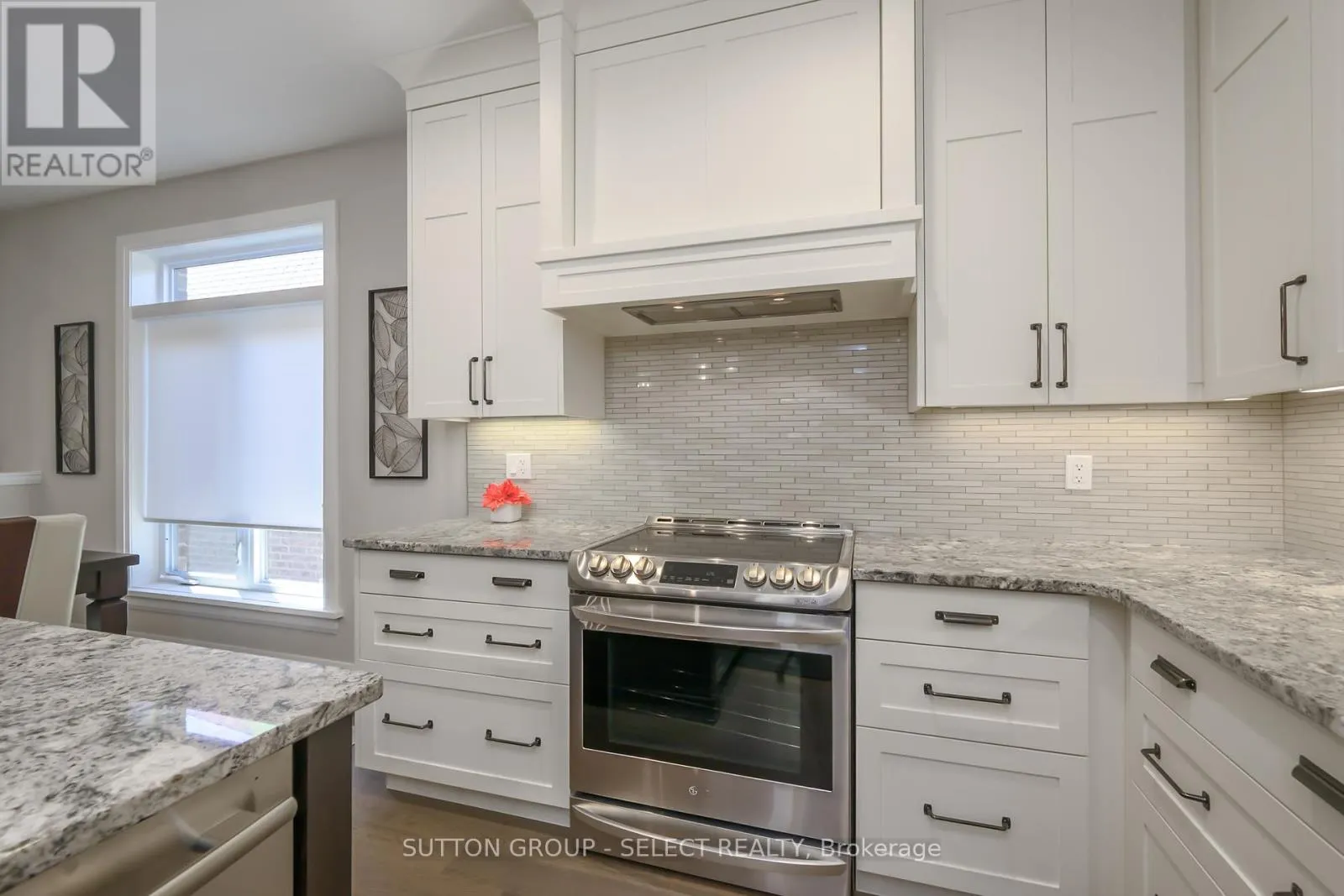 31 - 2290 TORREY PINES WAY, #31