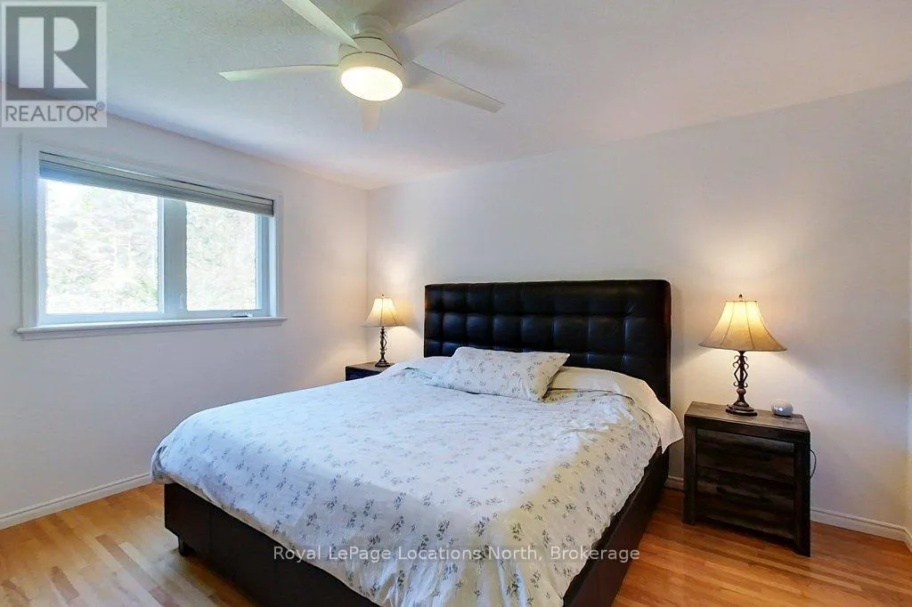 306 LAKESHORE ROAD N