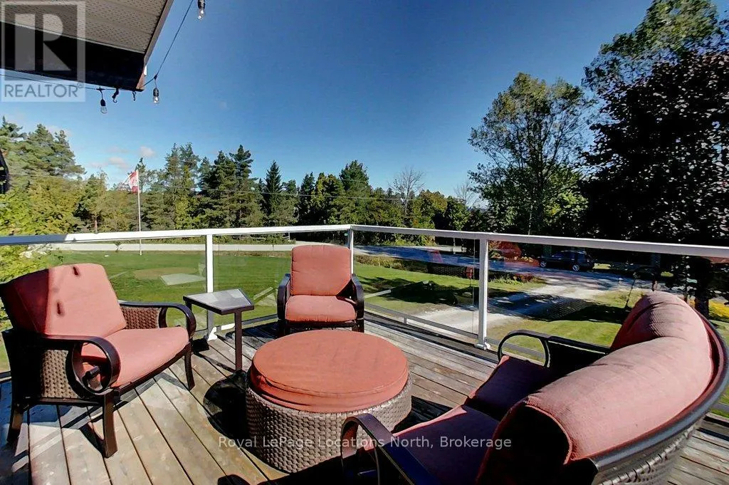 306 LAKESHORE ROAD N