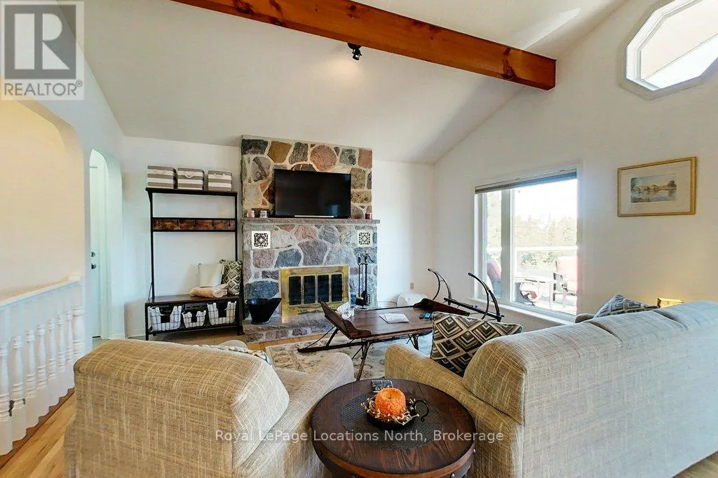 306 LAKESHORE ROAD N