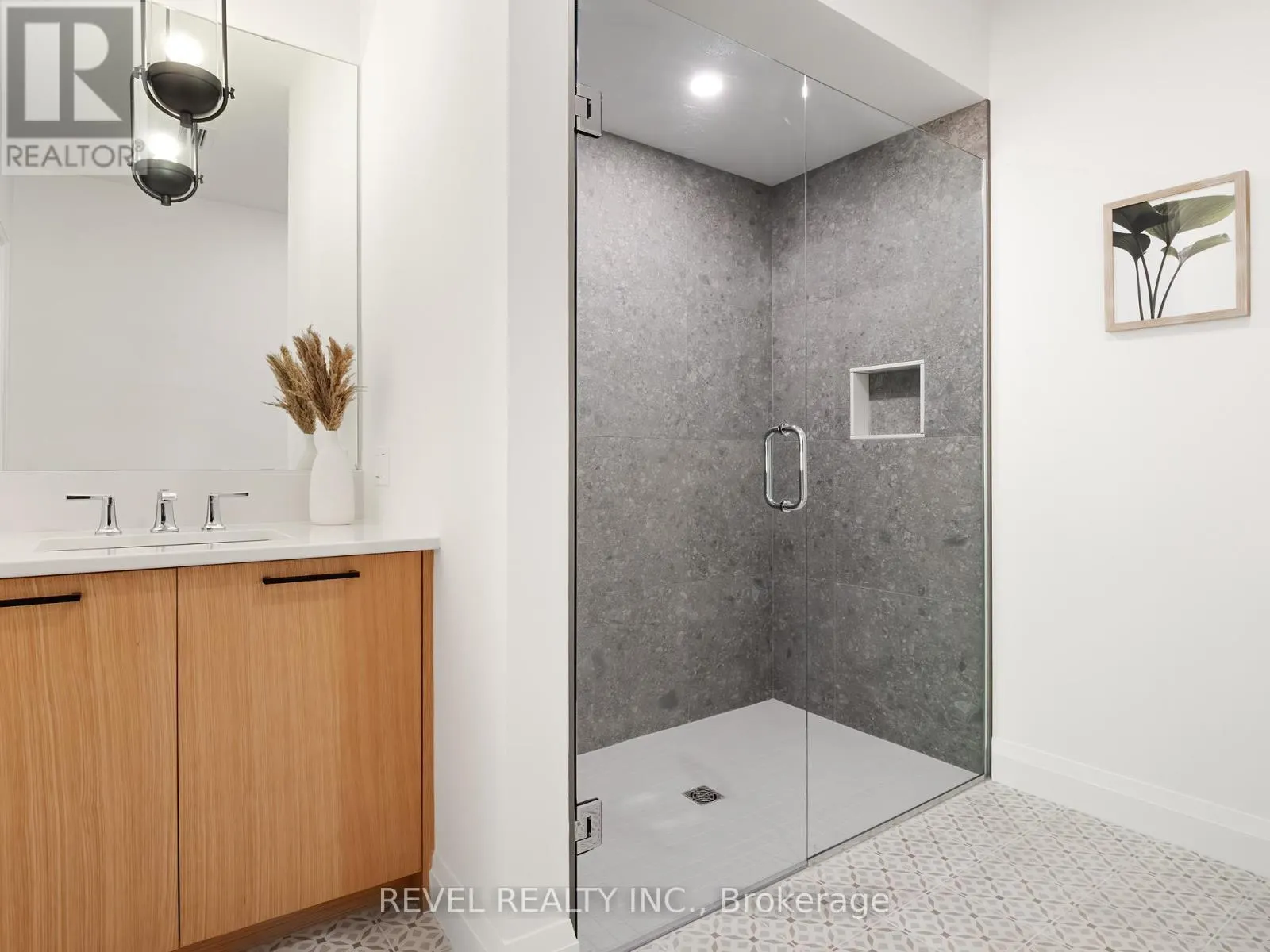 98 ELGIN STREET