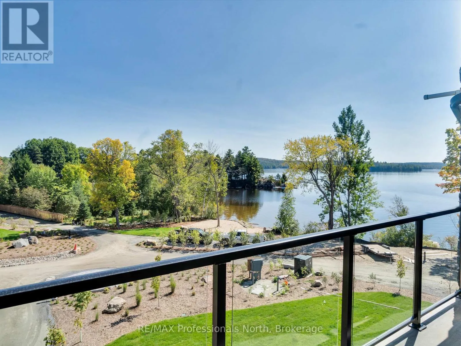 212 - 245 CRESCENT BAY LANE, #212