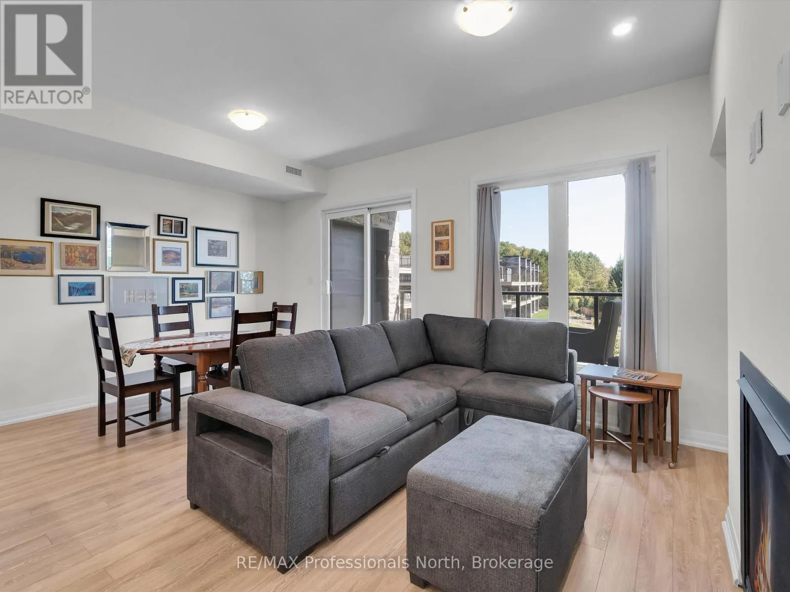212 - 245 CRESCENT BAY LANE, #212