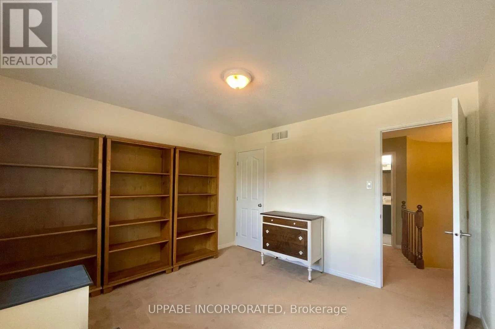 49 BAYWOOD DRIVE