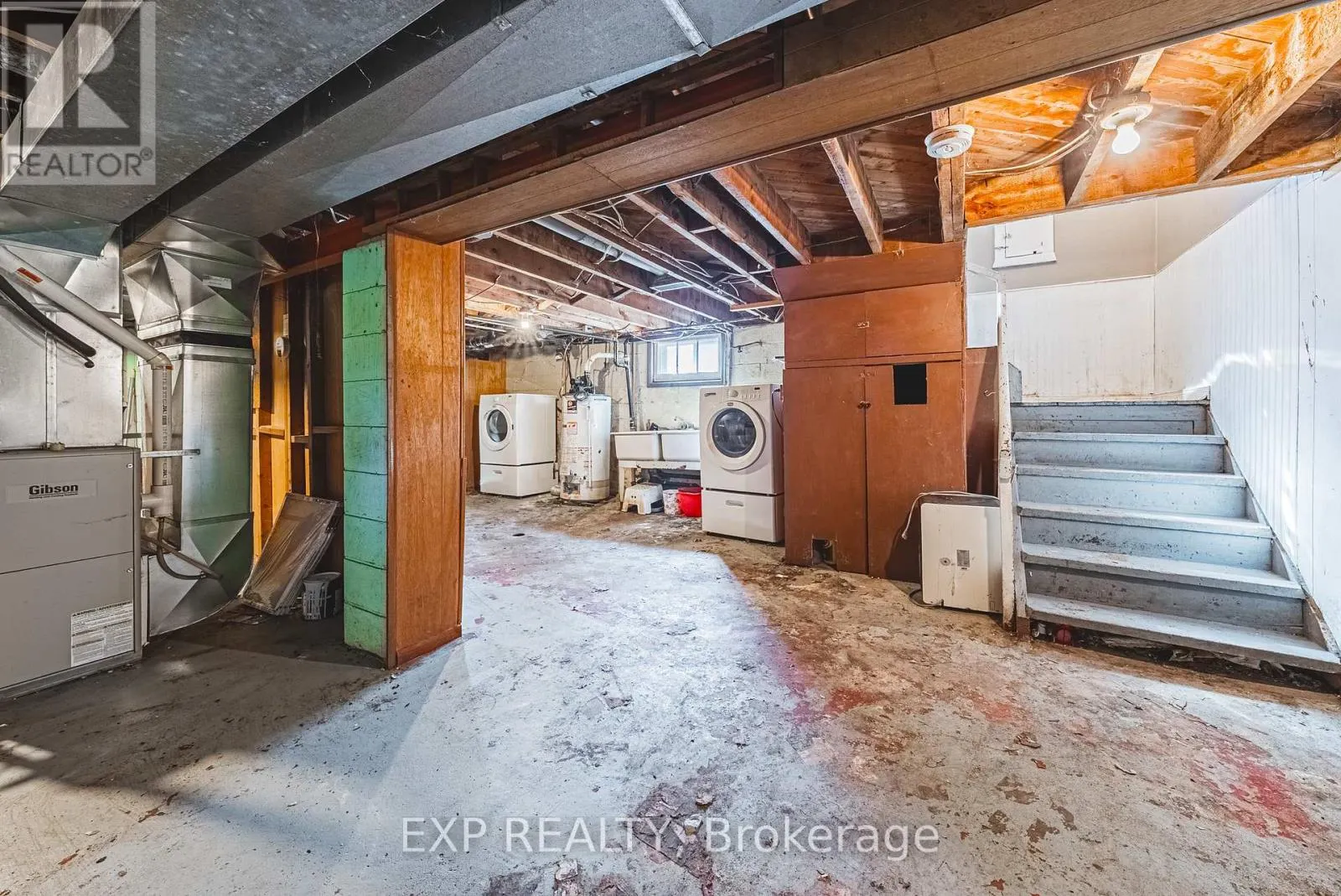 201 WEST 32ND STREET