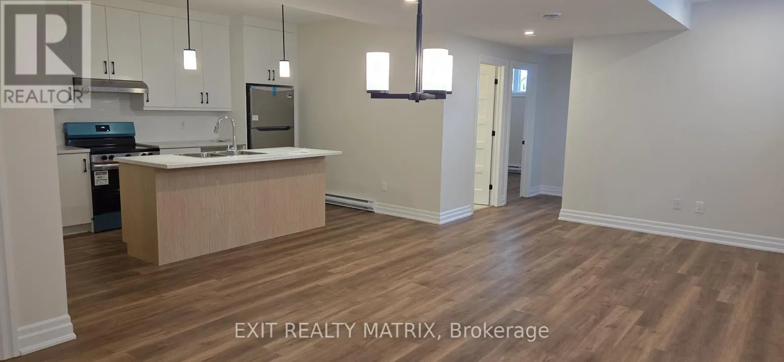 A - 542 REGINA STREET