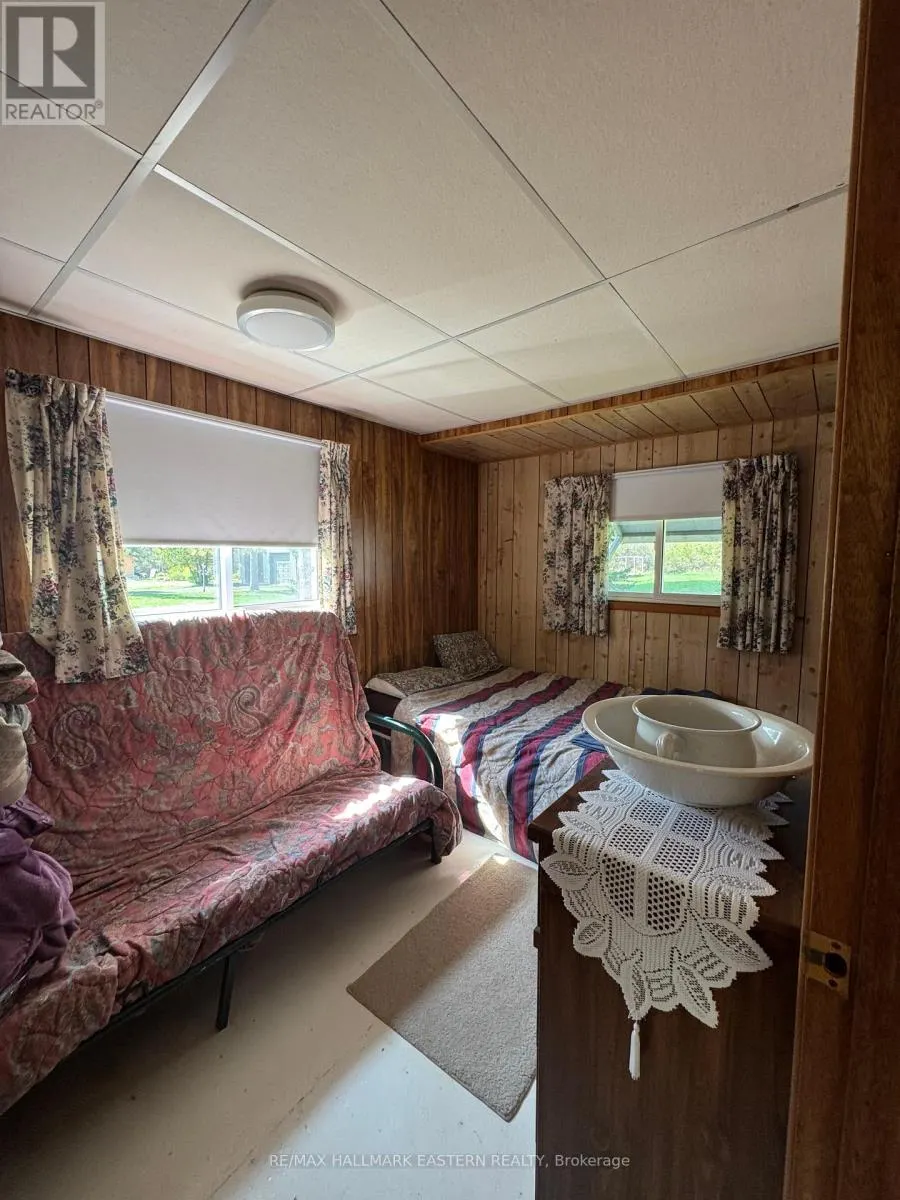 46 LAKEVIEW COTTAGE ROAD SE