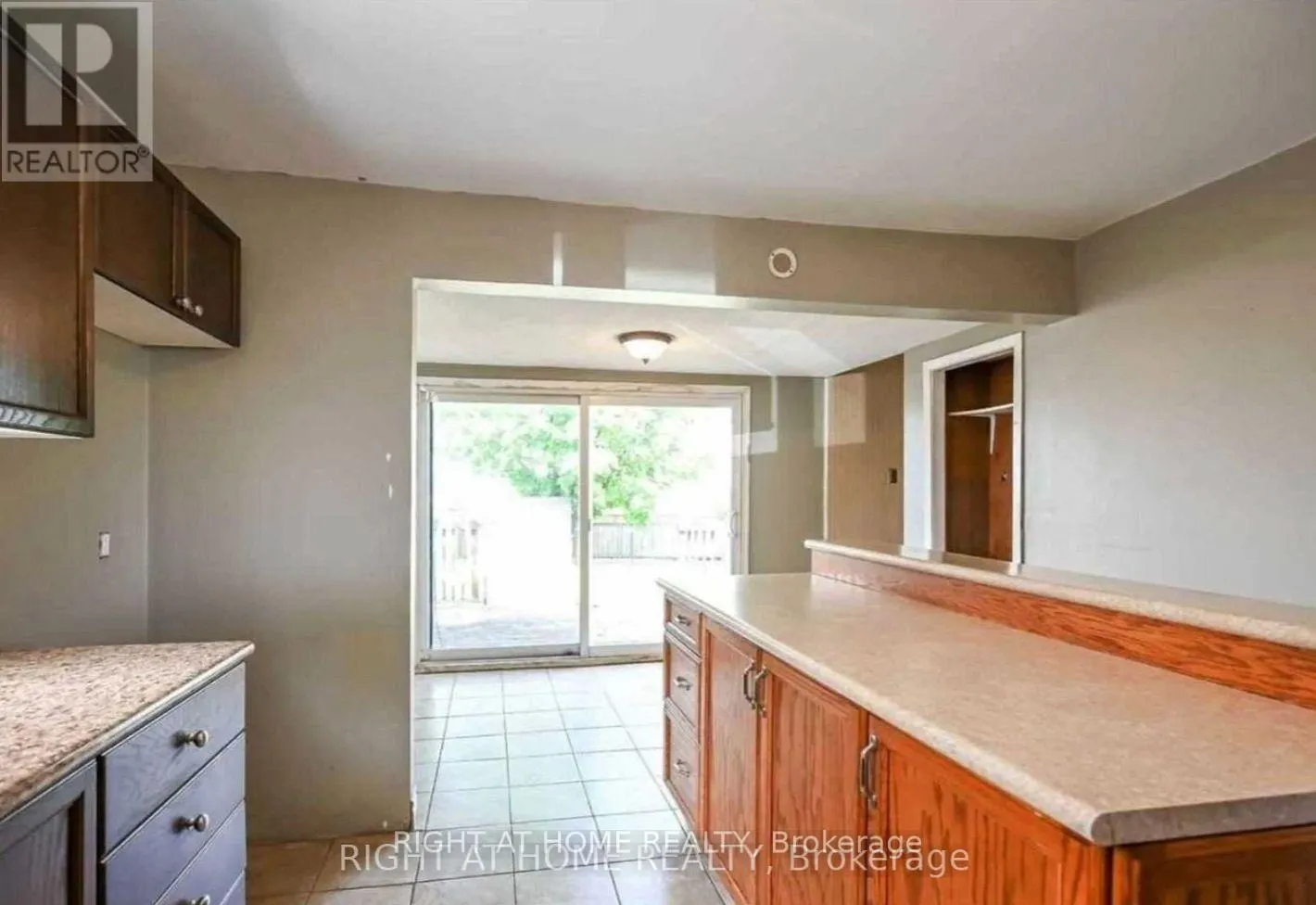 1025 STONE CHURCH ROAD E