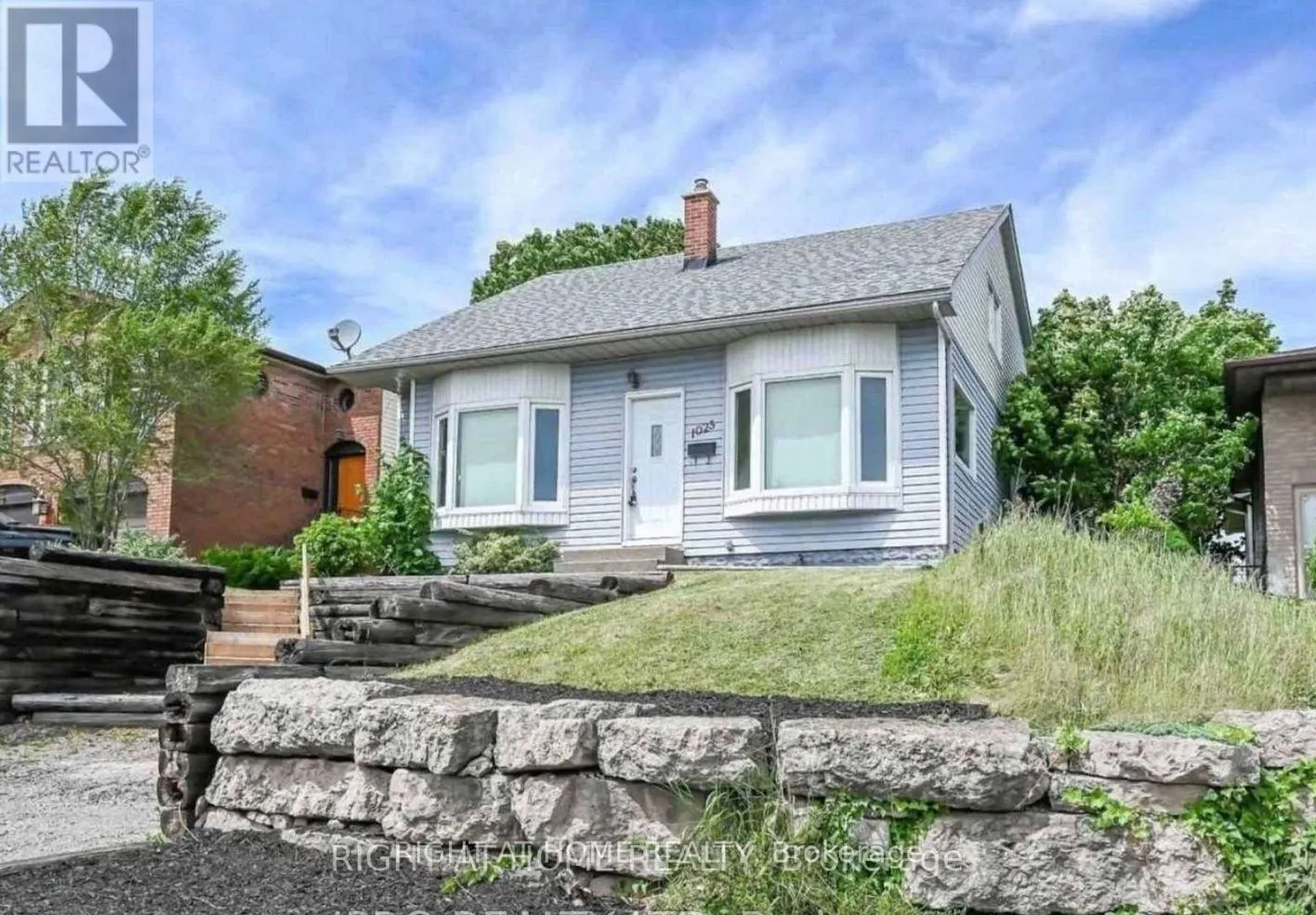 1025 STONE CHURCH ROAD E
