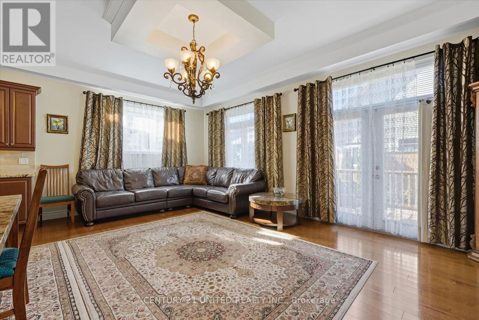16 LOCKSIDE DRIVE
