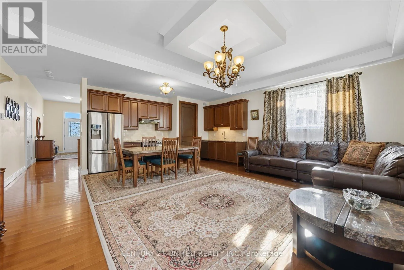 16 LOCKSIDE DRIVE