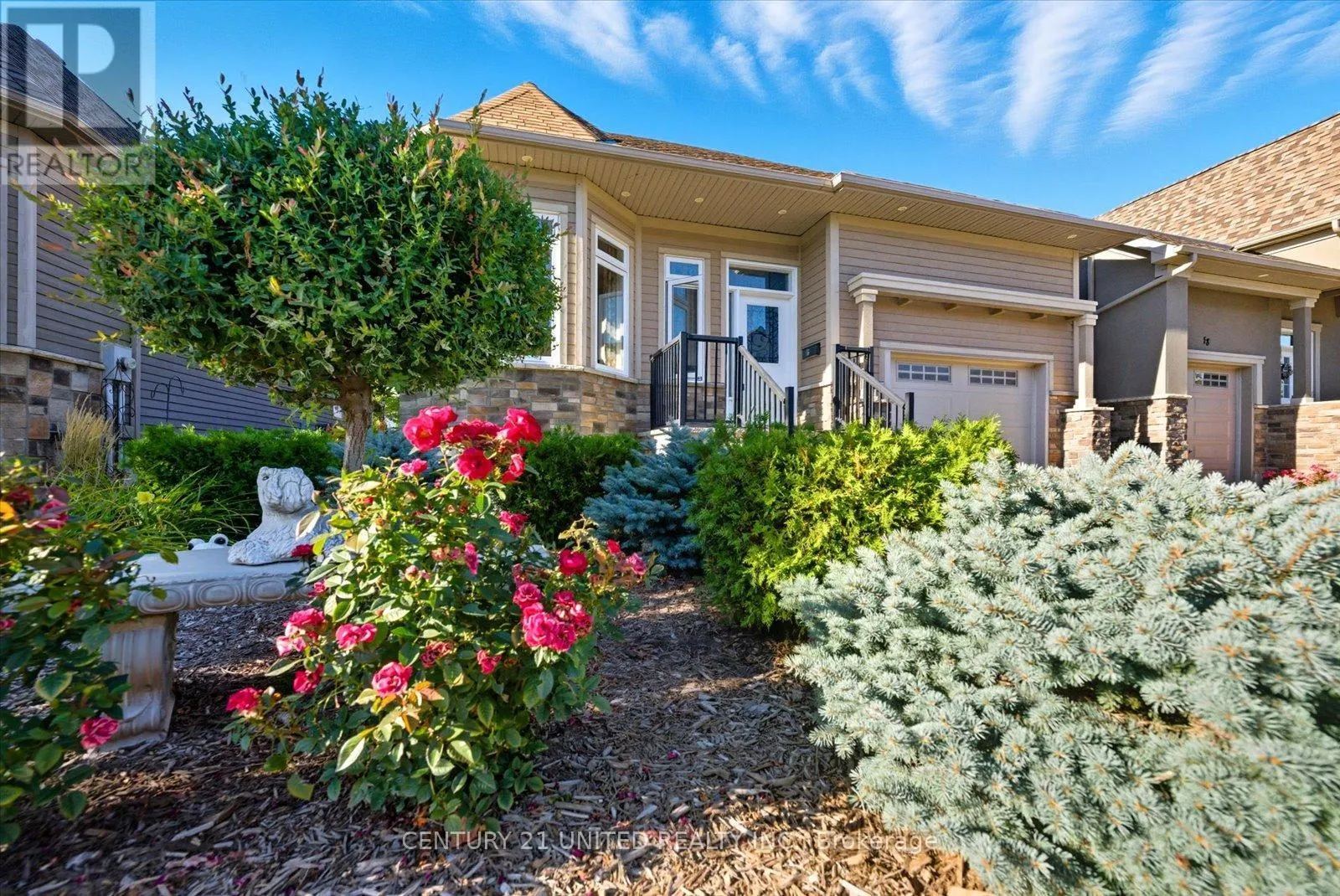 16 LOCKSIDE DRIVE