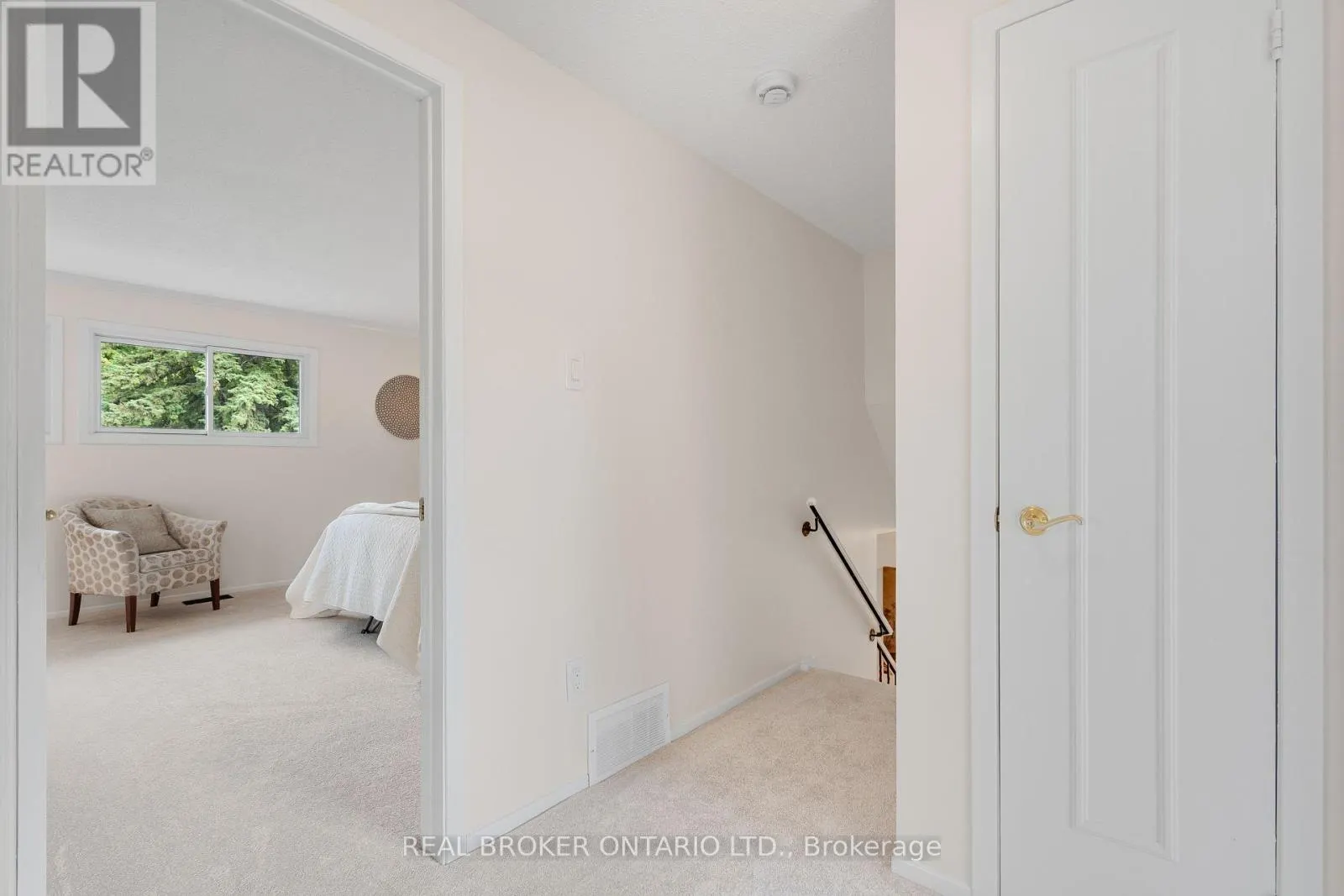 62 HERSCHEL CRESCENT