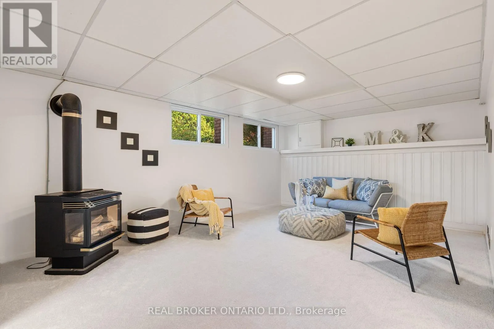 62 HERSCHEL CRESCENT