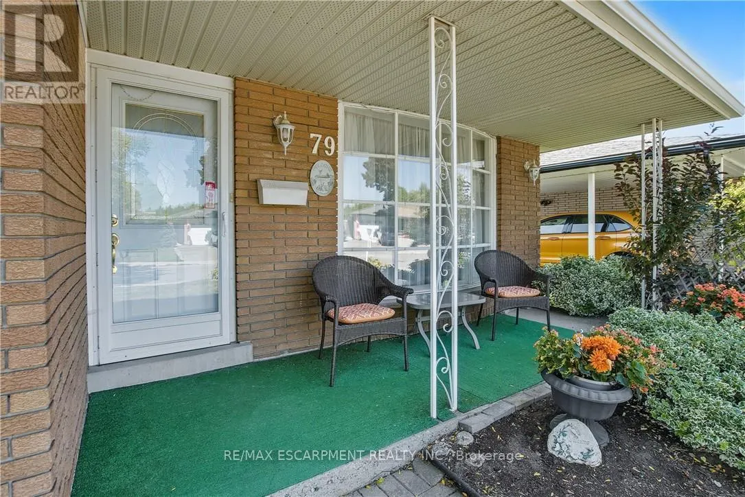 79 GARDINER DRIVE
