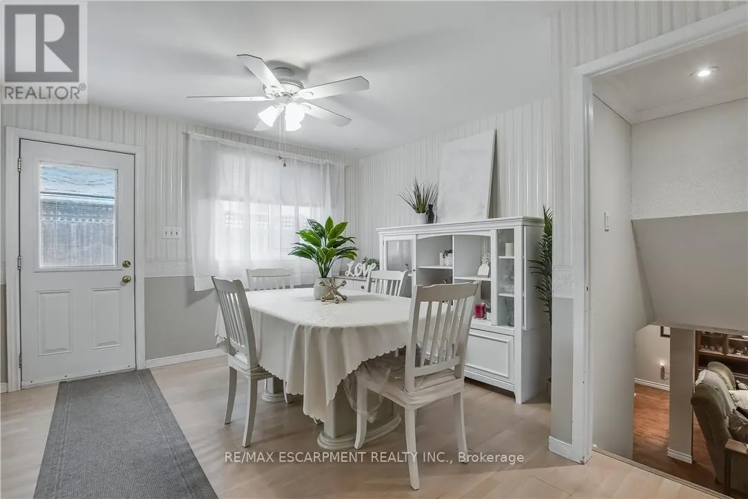 79 GARDINER DRIVE
