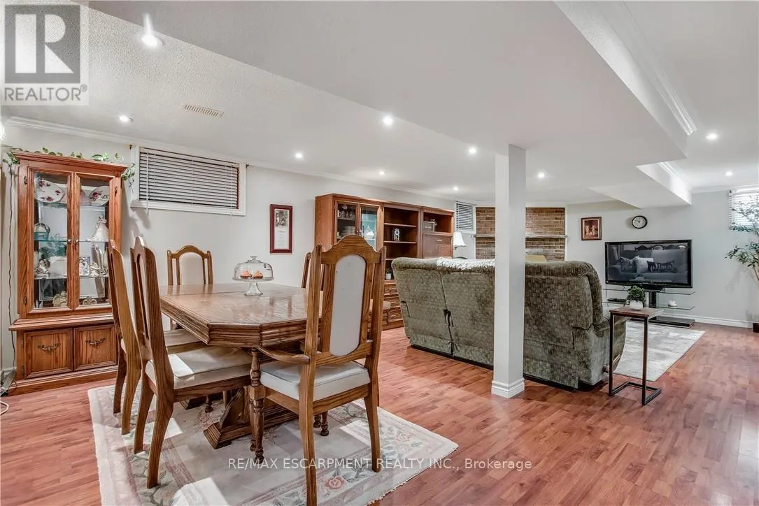 79 GARDINER DRIVE