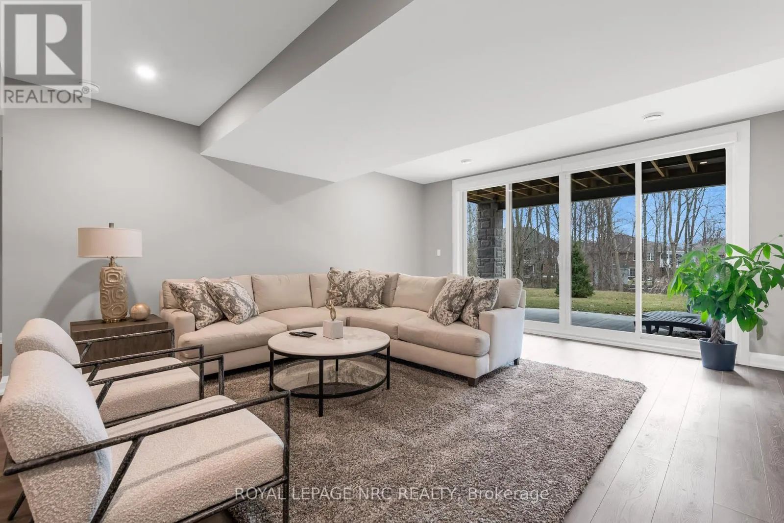 18 - 190 CANBORO ROAD, #18