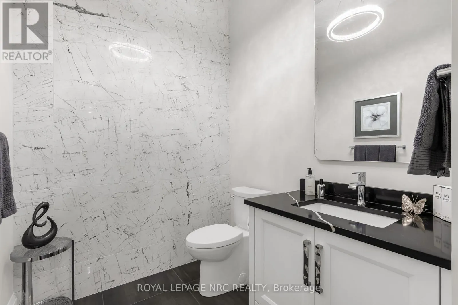 18 - 190 CANBORO ROAD, #18