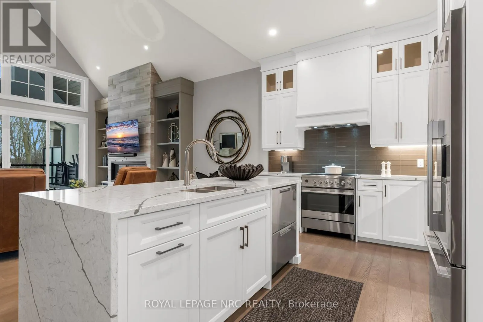 18 - 190 CANBORO ROAD, #18