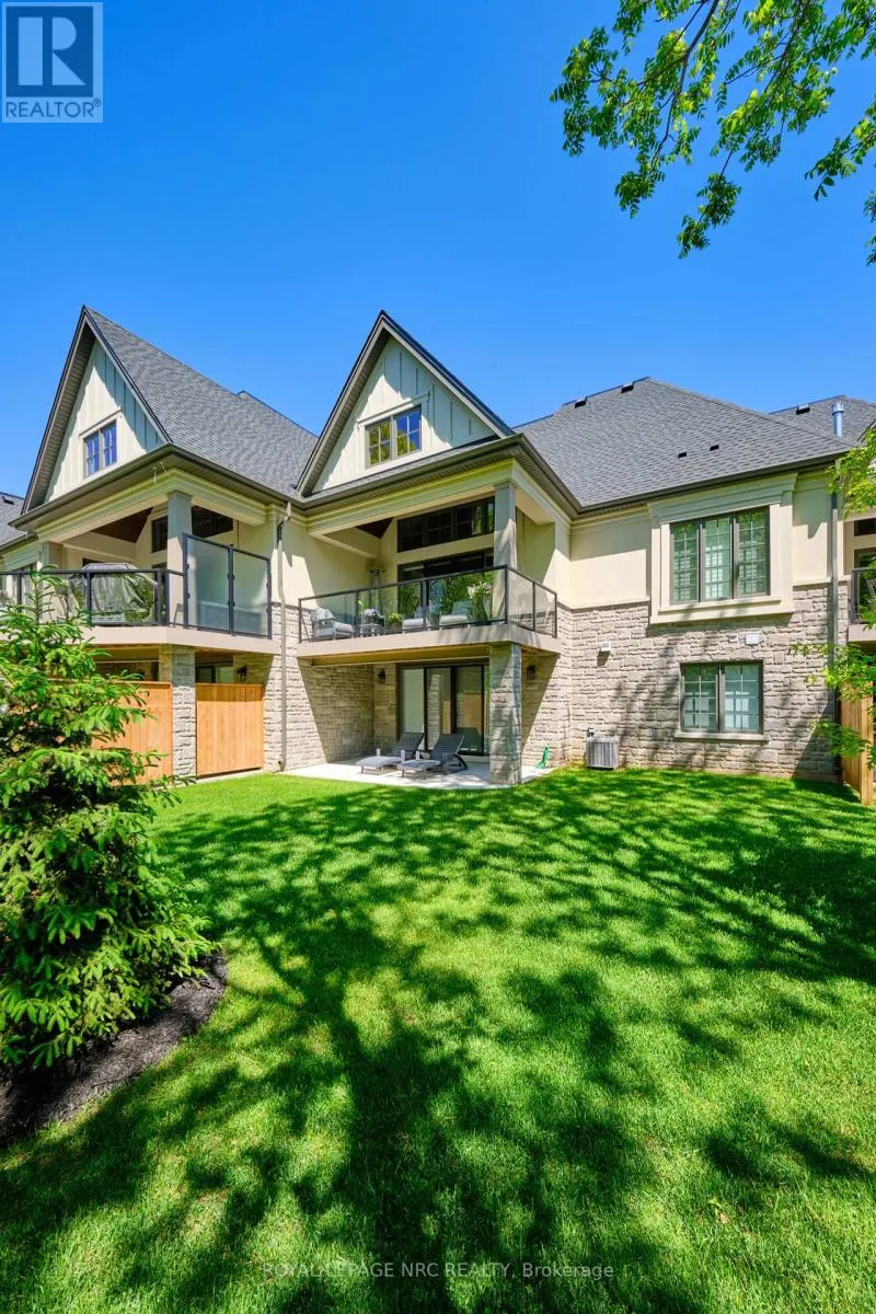 18 - 190 CANBORO ROAD, #18