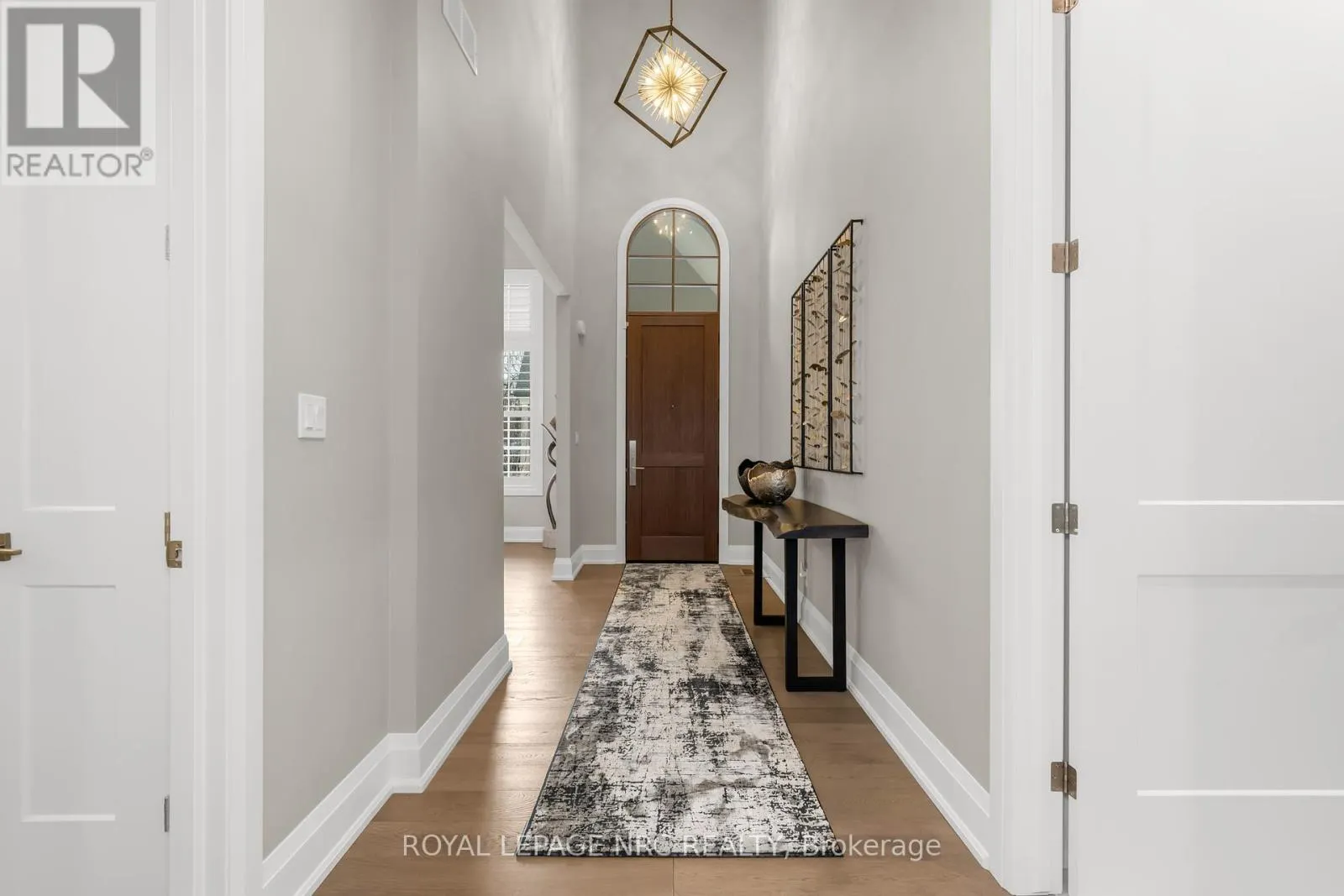 18 - 190 CANBORO ROAD, #18