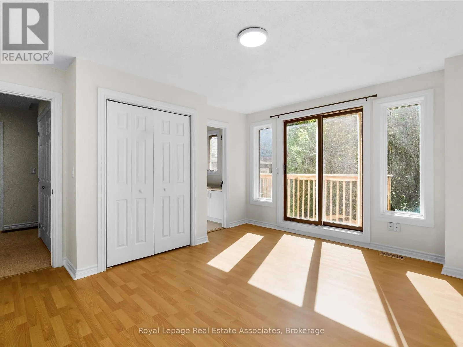 16 - 1581 HIDDEN VALLEY ROAD