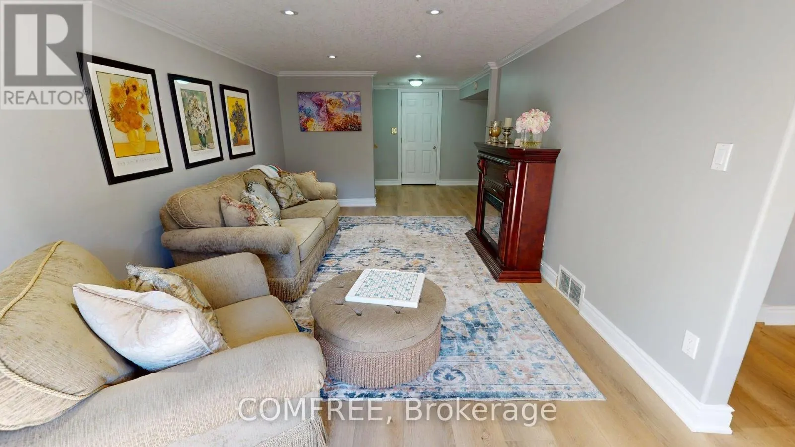 5 BEECHWOOD AVENUE