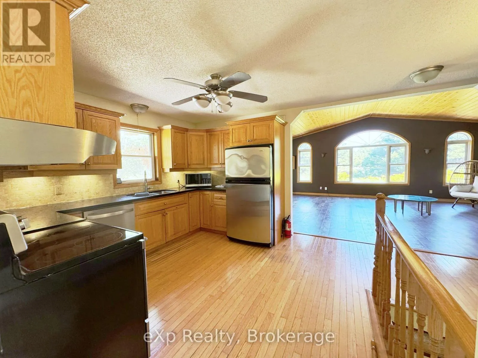 180 BEAUMONT DRIVE
