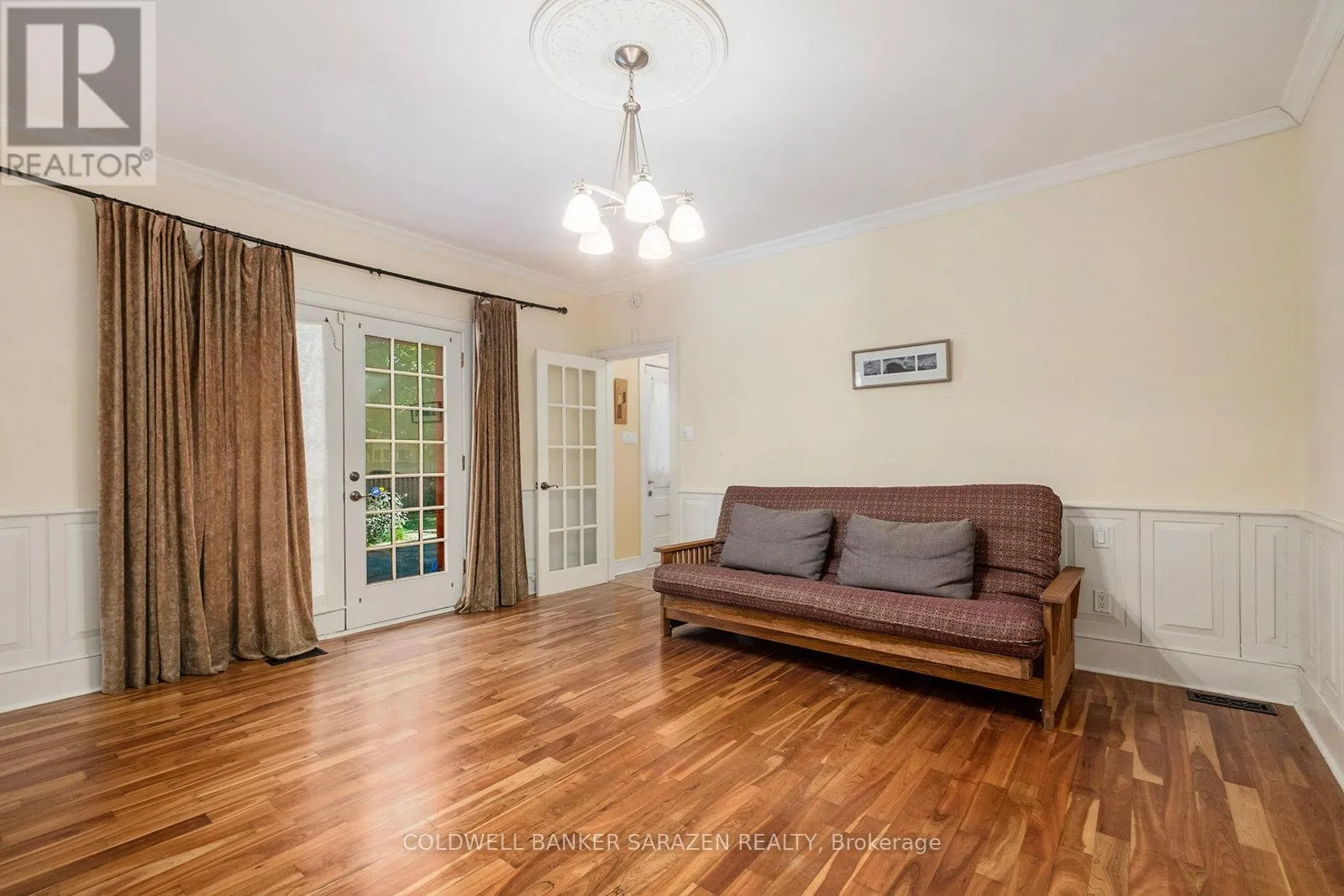 61 DRUMMOND STREET E