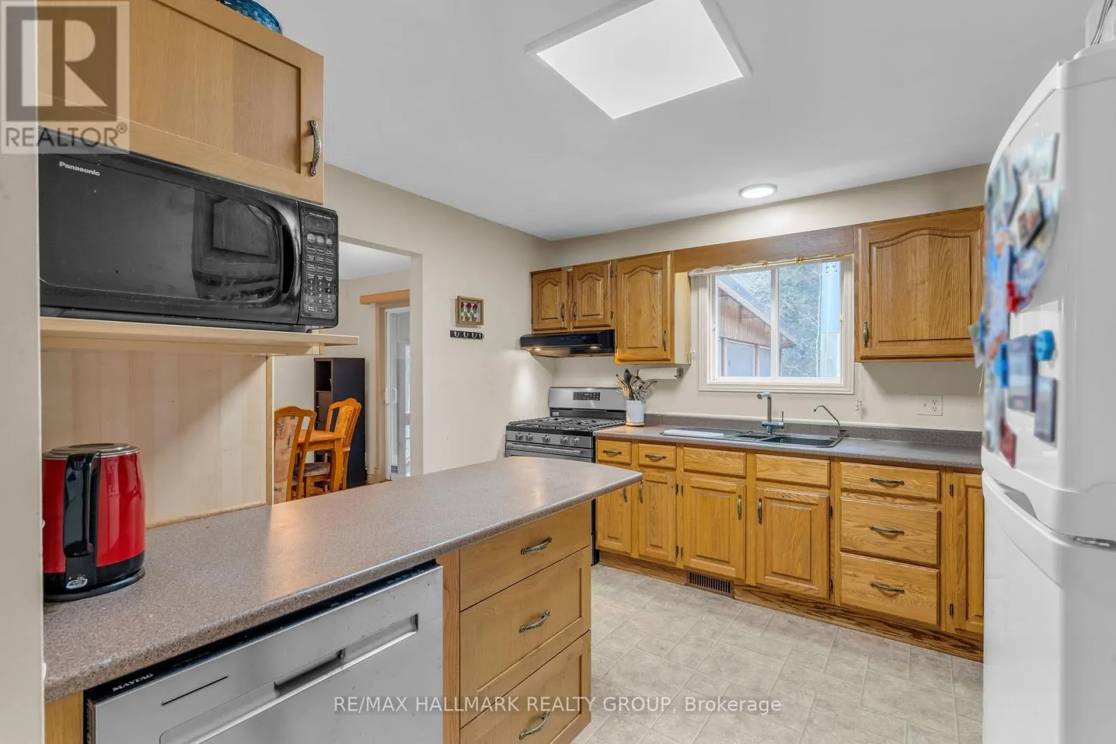 857 ROCK ROAD