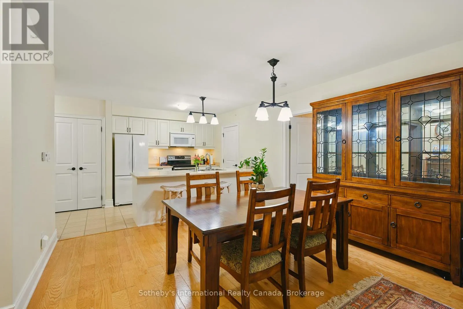 103 - 391B MANITOBA STREET, #103