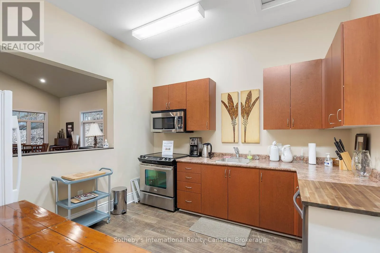 103 - 391B MANITOBA STREET, #103